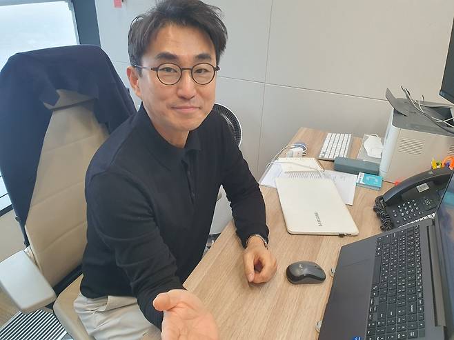 이욱 상무가 올해 가맹사업 계획에 대해 설명하고 있다. 윤현주 기자