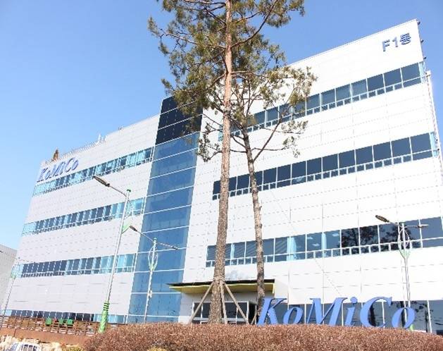 < 코미코 본사(안성) 전경 / 출처 : KoMiCo >