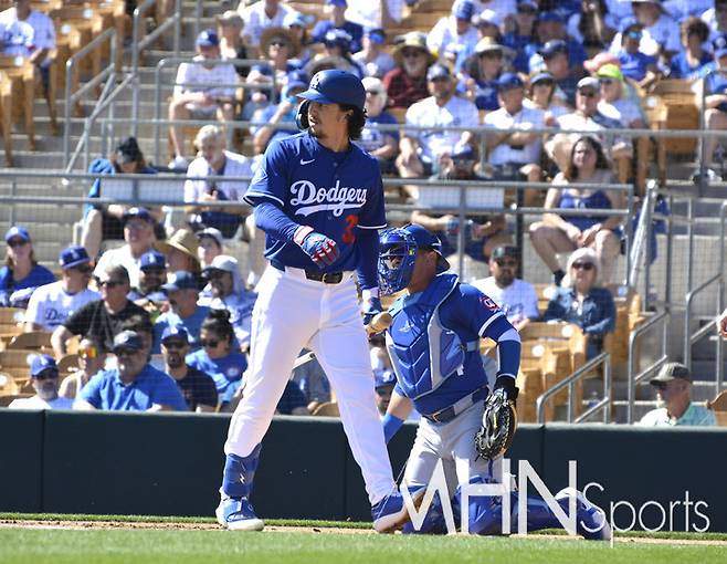 (다저스 외야수 제임스 아웃맨)