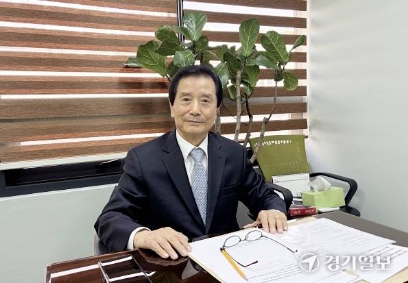 박영희 수원남부소방서 의용소방대 고문. 김은진기자