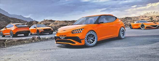 제네시스가 25일(현지시간) 미국 뉴욕 제네시스하우스에서 제네시스의 고성능 트림 ‘마그마’를 최초 공개했다. 극대화한 성능과 최첨단 기술, 스포티한 디자인이 융합된 마그마는 용암이 끓는 듯한 주황색을 대표 색상으로 채택했다. 왼쪽부터 GV80 쿠페 콘셉트와 G80 마그마 스페셜, GV60 마그마 콘셉트, 제네시스 X 그란 베를리네타 콘셉트. 제네시스 제공