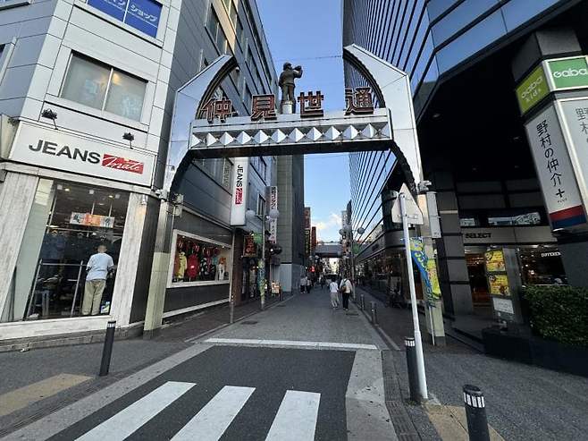 0490f719bc8a68f220b5c6b236ef203e07496cefb1b2f716a8