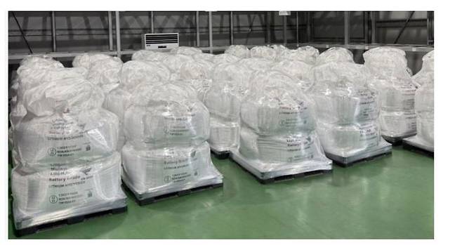 14일 국내 대기업 A 사에 출하된 배터리급 수산화리튬 48톤 이미지. 하이드로리튬 제공.