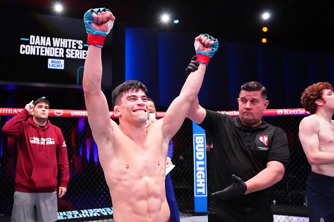 아르헨티나의 떠오르는 페더급 신예 케빈 바예호스. 사진=UFC