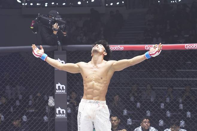 장현진. 사진=ROAD FC