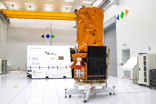 지난 15일 발사에 성공한 쎄트렉아이의 초고해상도 지구관측위성 'SpaceEye-T'모습.