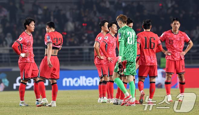 좋지 않은 분위기에서 요르단을 상대하는 축구대표팀. /뉴스1 ⓒ News1 이승배 기자