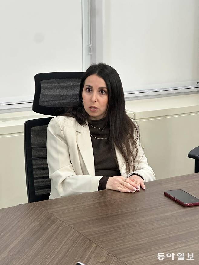 헨 바손 이스라엘 외교관 후보생