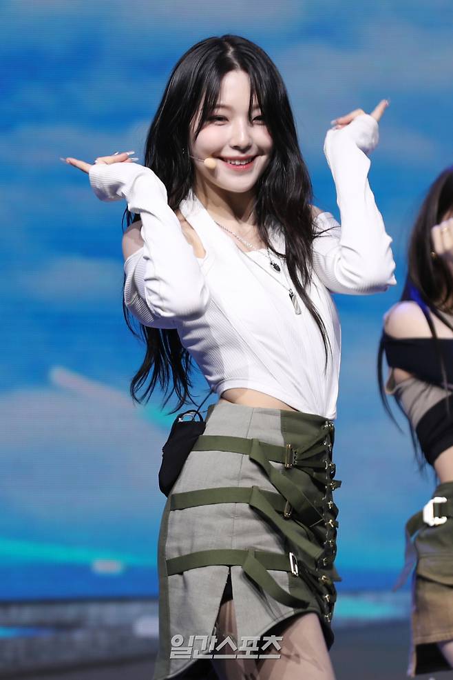 그룹 프로미스나인 백지헌. (사진=서병수 기자 qudtn@edaily.co.kr)