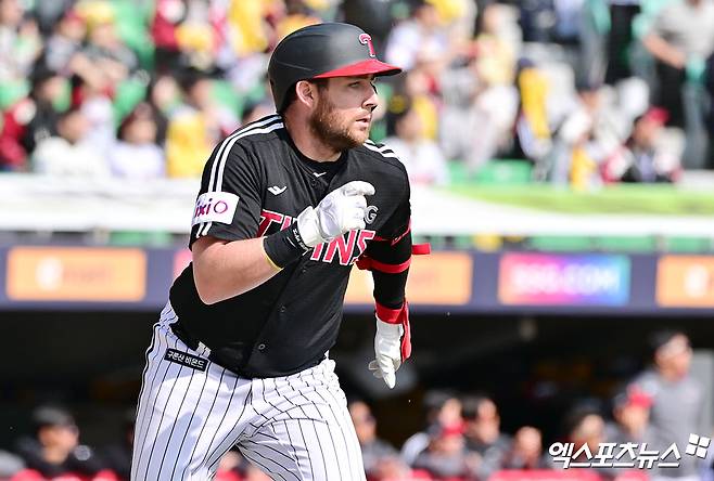 LG 내야수 오스틴은 28일 창원 NC파크에서 열린 '2025 신한 SOL Bank KBO 리그' NC와 정규시즌 1차전에서 3번타자 1루수로 선발 출전했다. 3회초 로건 상대 솔로포를 쳐 공격에 활력을 불어넣었다. 엑스포츠뉴스 DB