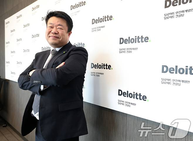 김선호 딜로이트 안진회계법인 파트너(회계사)가 28일 서울 여의도 딜로이트 안진회계법인에서 열린 뉴스1과의 인터뷰에서 포즈를 취하고 있다. ⓒ News1 오대일 기자