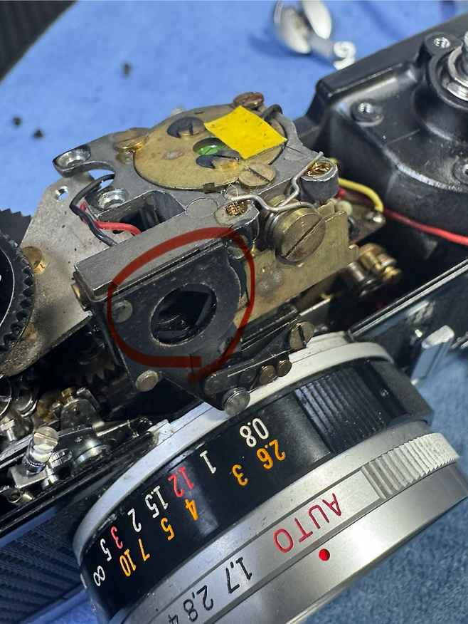 24b0d121e09c28a8699fe8b115ef046b686f993f23e3