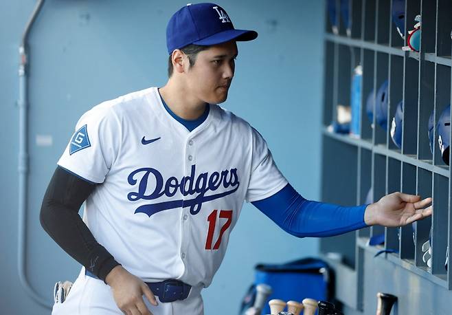 3일 미국 캘리포니아주 로스앤젤레스의 다저스타디움에서 열린 2025 미국프로야구 메이저리그 애틀랜타 브레이브스와 LA 다저스의 경기, 다저스가 오타니 쇼헤이의 끝내기 홈런에 힘입어 6:5 승리를 거두고 개막 8연승을 질주했다. 경기 전 오타니가 라커룸에서 대기하고 있다. AFP 연합뉴스