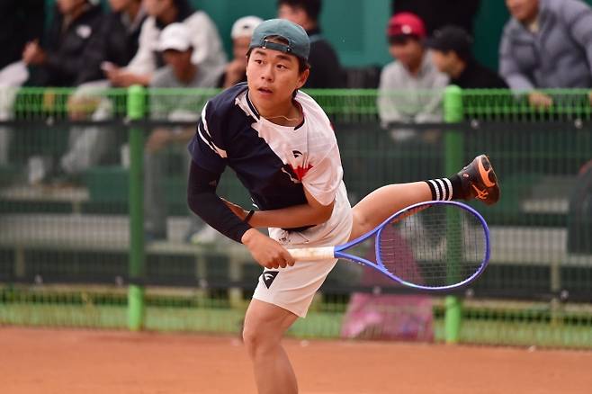 전국주니어테니스대회 14세부 4강에 오른 김정민(사진/황서진 기자)