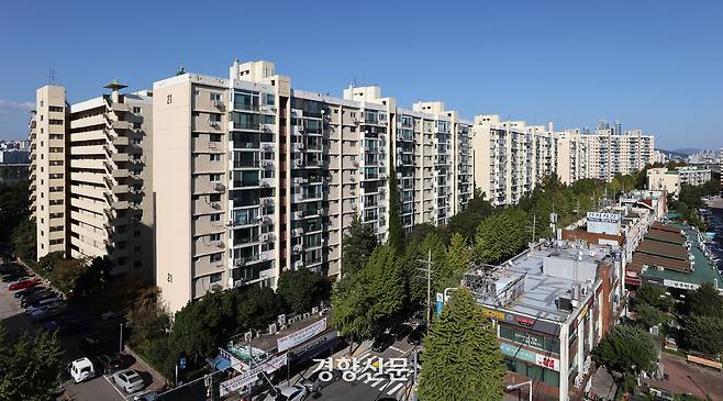 서울시 강남구 압구정 현대 1·2차 아파트 단지. 경향신문 자료사진