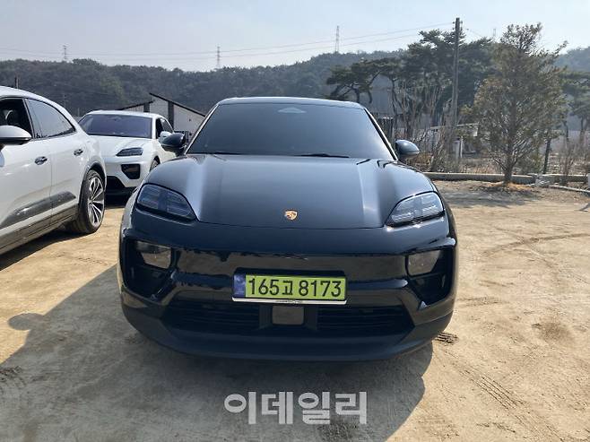 포르쉐 마칸 일렉트릭