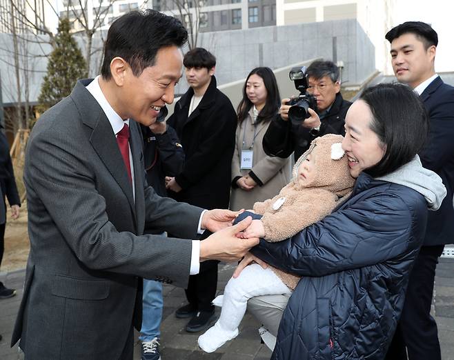 지난달 31일 미리내집 현장 방문한 오세훈 시장 <연합뉴스>