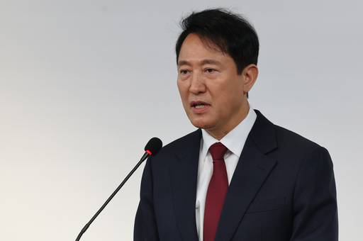 오세훈 서울시장이 12일 서울 여의도 국민의힘 당사에서 기자회견을 열고 대선 불출마를 선언하고 있다. 연합뉴스