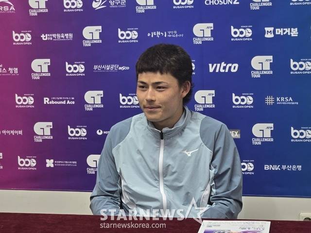 경기 후 취재진 인터뷰에 임하는 제라드 캄파냐 리. /사진=이원희 기자