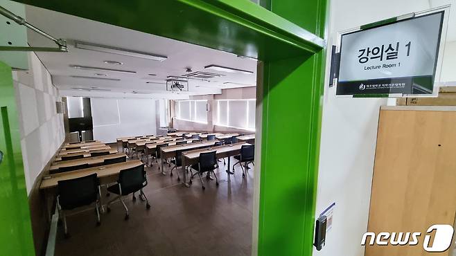 제주대 의학전문대학원·의과대학 2호관의 한 강의실이 텅 비어 있다.2024.3.18./뉴스1 ⓒ News1 오미란 기자