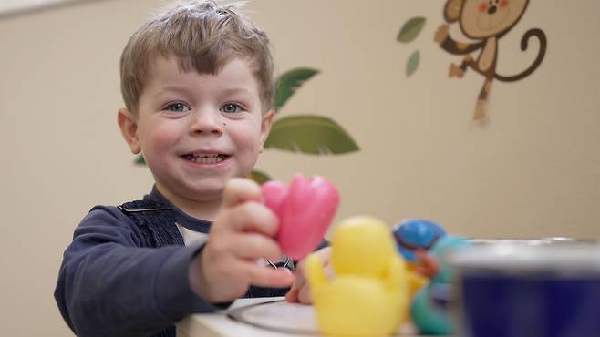 이번 연구 결과는 취학 전 학업 또는 사회적으로 어려움을 겪는 아동 지원에 도움이 될 수 있다