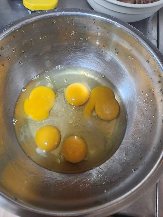 3fb8c32fffd711ab6fb8d38a4083746f74693732cd53e44d1d757d98f5acd4b3dc54ff95245139ef80aa500be1