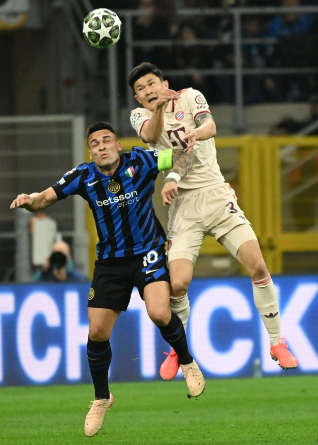 최저 평점 폭탄이 떨어졌다. 김민재를 향한 평가는 여전히 좋지 않다. 사진=EPA=연합뉴스