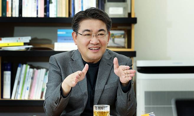 오승록 노원구청장은 “힐링타운 조성이나 문화사업의 경우 주민들은 처음에는 고개를 갸우뚱했으나 이제는 굉장히 좋아하신다”며 노원을 서울의 대표 직·주·락 도시로 만들겠다고 강조한다. 노원구 제공