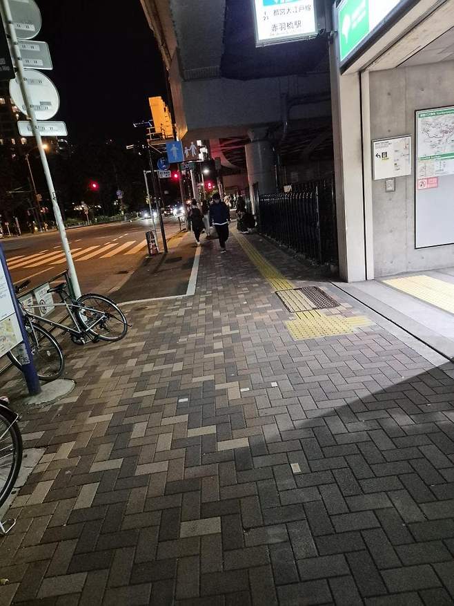 7fed8273b58669f351ed84e44f8172732017aed903a745f5ee1a1d09e844da8c