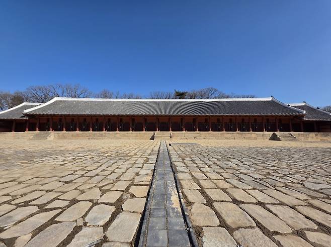 보수공사 마친 종묘 정전 전경. 국가유산청 제공