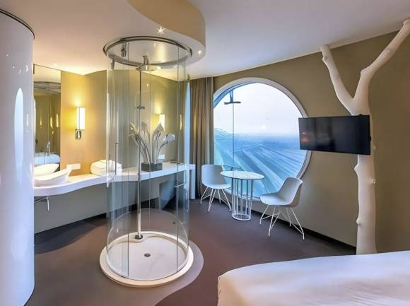 숙박 예약 플랫폼 아고다에 게재된 이 호텔의 내부 전경. 아고다