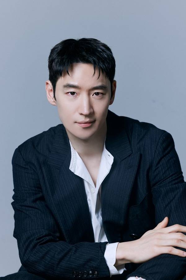 사진= 컴퍼니온 제공 / 배우 이제훈.