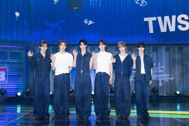 From left: TWS members Jihoon, Youngjae, Dohoon, Shinyu, Kyungmin and Hanjin pose for a photo during a press conference held at Yongsan-gu, Seoul, Monday. (Pledis Entertainment)