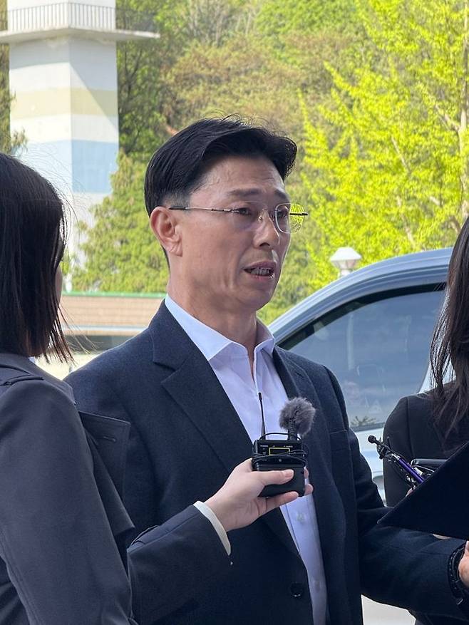 임성근 전 해병대 1사단장이 23일 경기 과천시 정부과천청사 내 고위공직자범죄수사처에 출석하며 질문에 답변하고 있다.ⓒ데일리안 황기현 기자