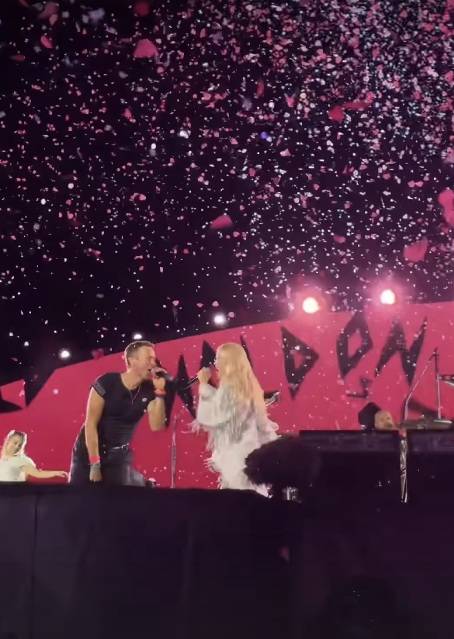 ▲ 크리스 마틴(왼쪽), 로제. 출처| 콜드플레이 인스타그램