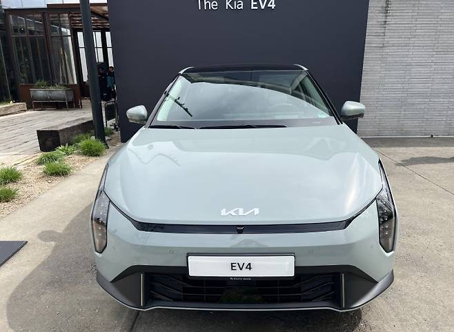 EV4 전면. 사진=이상진