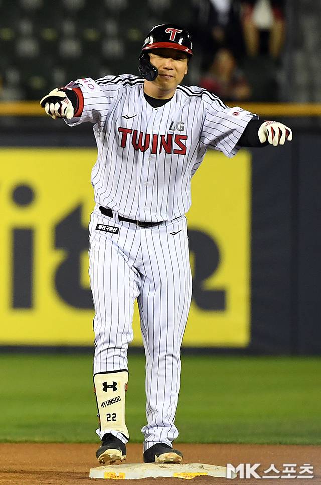 김현수가 23일 잠실 NC전에서 적시타를 친 뒤 포효하고 있다. 사진(잠실 서울)=천정환 기자