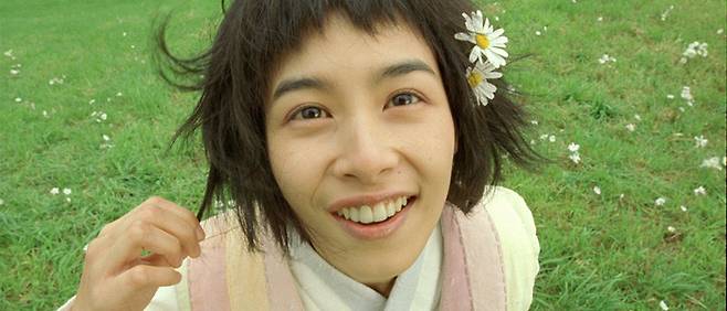 “마이 아파”란 유행어를 창조한 ‘웰컴투 동막골’의 등장인물 ‘여일(배우: 강혜정)’. 출처: 네이버