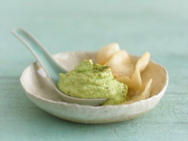 고추냉이는 살균 효과와 노인의 기억력 개선 효과가 있어 생선회와 곁들여 먹으면 좋다./사진=클립아트코리아