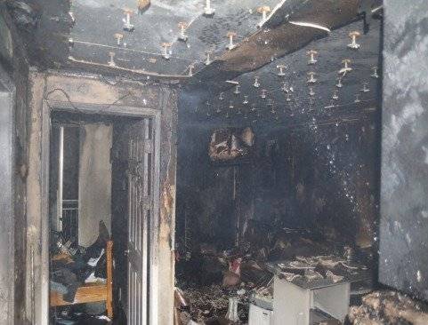 2일 오전 1시 29분경 인천시 연수구 옥련동 한 17층짜리 아파트 3층 자택에서 불이 났다. (인천소방본부 제공)