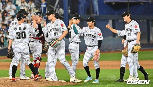 롯데 선수들. /사진=OSEN