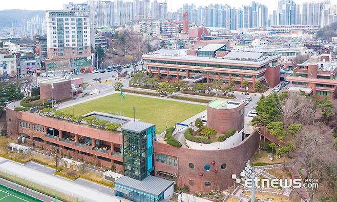 광명시청 전경.