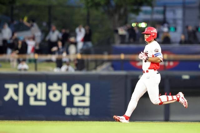 KIA 김도영이 29일 광주 NC전에서 적시타를 치고 있다. 사진=KIA 제공