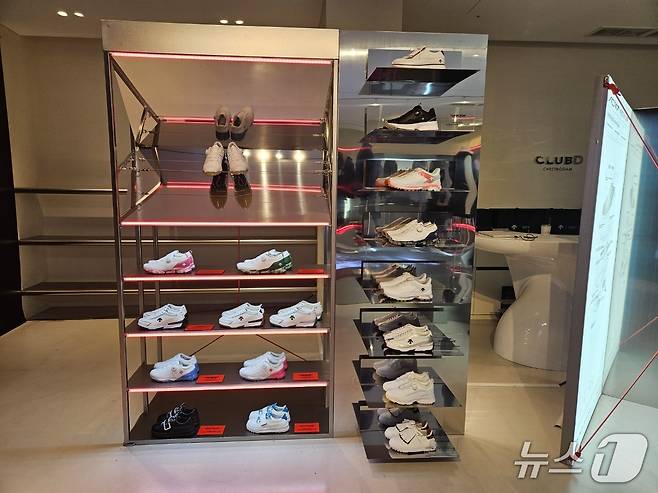 데상트골프가 30일 서울 청담동 소재 클럽디청담에서 '2025 비전 쇼케이스'를 개최했다.ⓒ 뉴스1/김진희 기자.