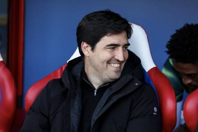 한때 토트넘의 유력한 차기 감독으로 떠올랐던 안도니 이라올라 본머스 감독. 더선 기사캡쳐