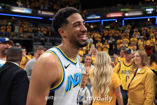 결승 득점을 올리고 기뻐하는 할리버튼. /게티이미지코리아