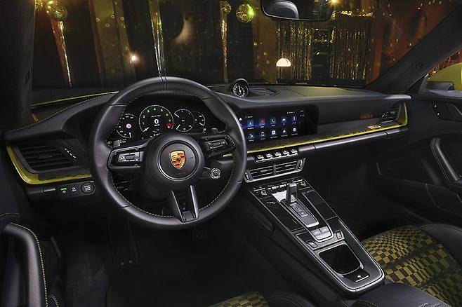 포르쉐 911 스피릿 70 공개