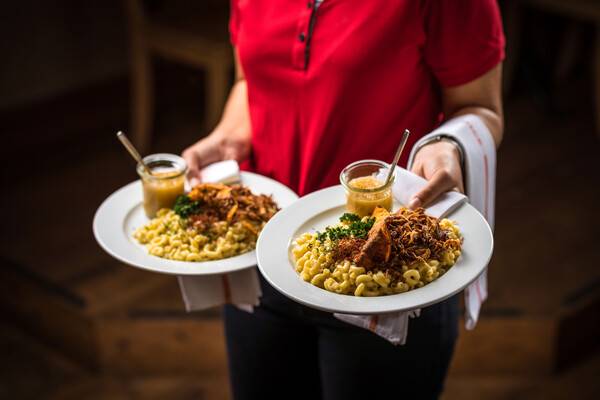 아펜첼 치즈 공방에서 만든 요리 / 스위스정부관광청
