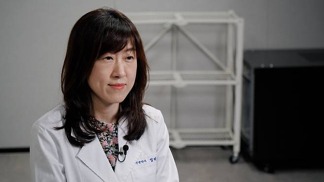 19년차 약사 염혜진씨가 중앙일보 VOICE팀과 인터뷰하고 있다.