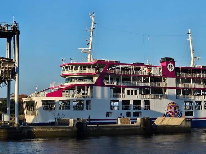 28b9d932da836ff23be68fe041867265dea8327305307c88bf4c87d913dbecffec4ef1